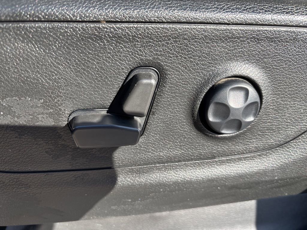 Used 2021 RAM 1500 Big Horn image 14