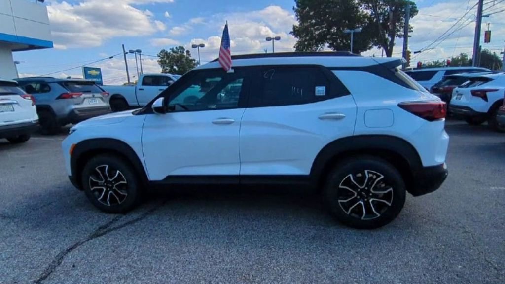 New 2025 Chevrolet TrailBlazer ACTIV w/ Convenience Package image 6