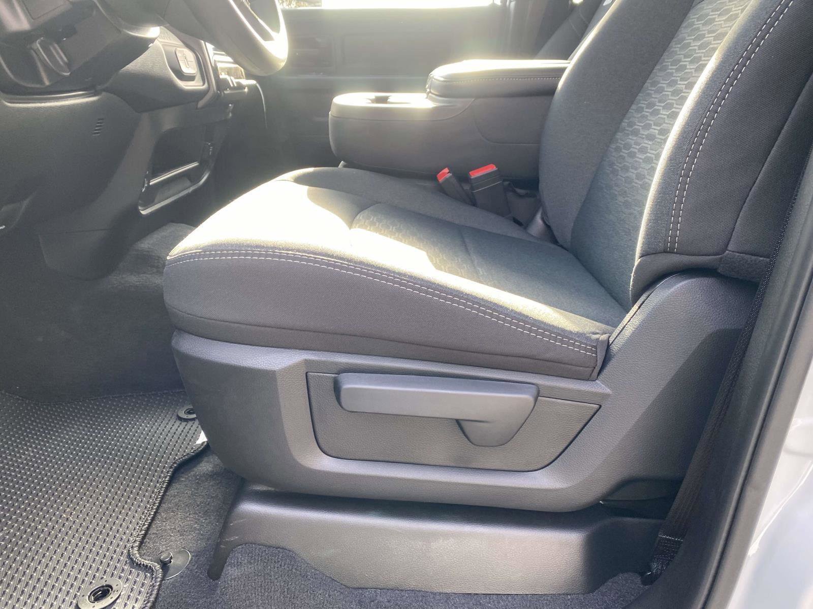 New 2026 RAM 3500 Tradesman image 9