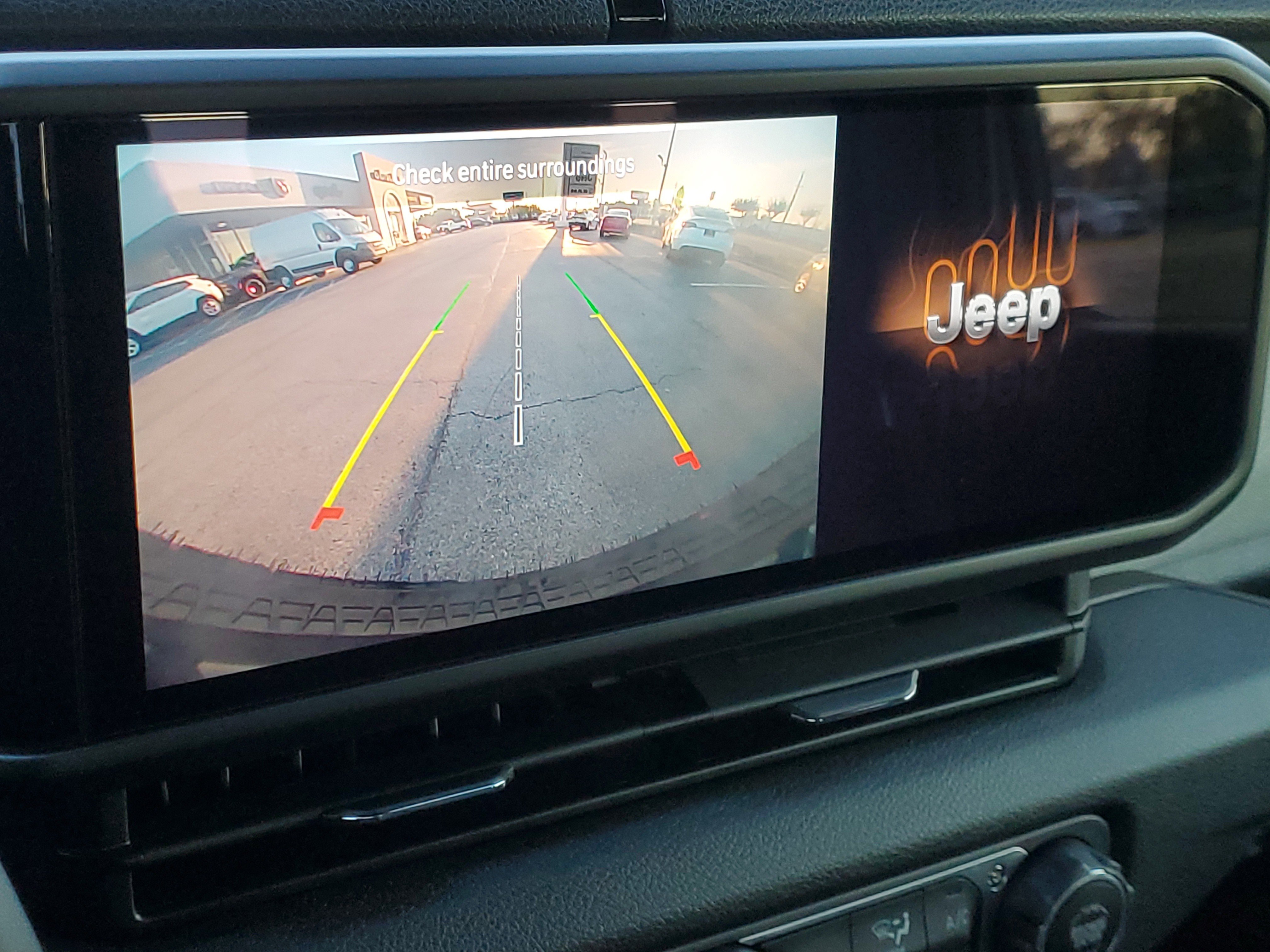 Used 2025 Jeep Wrangler Willys image 25