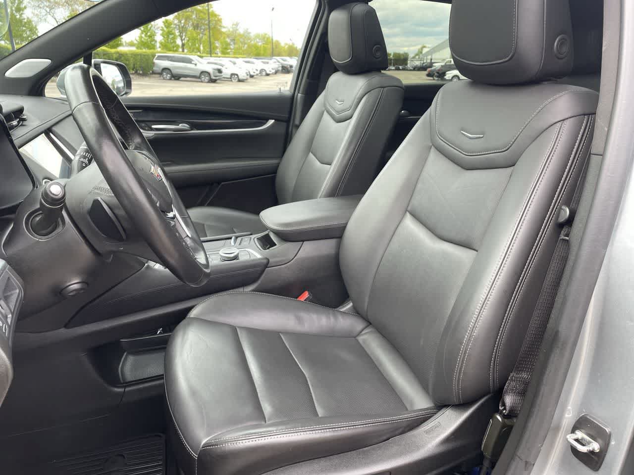 Certified 2024 Cadillac XT5 Premium Luxury AWD/4WD image 12
