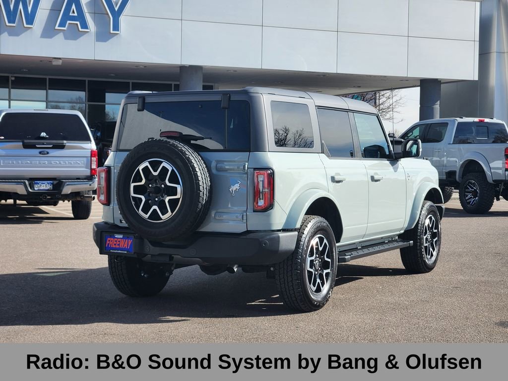Used 2024 Ford Bronco Outer Banks image 5