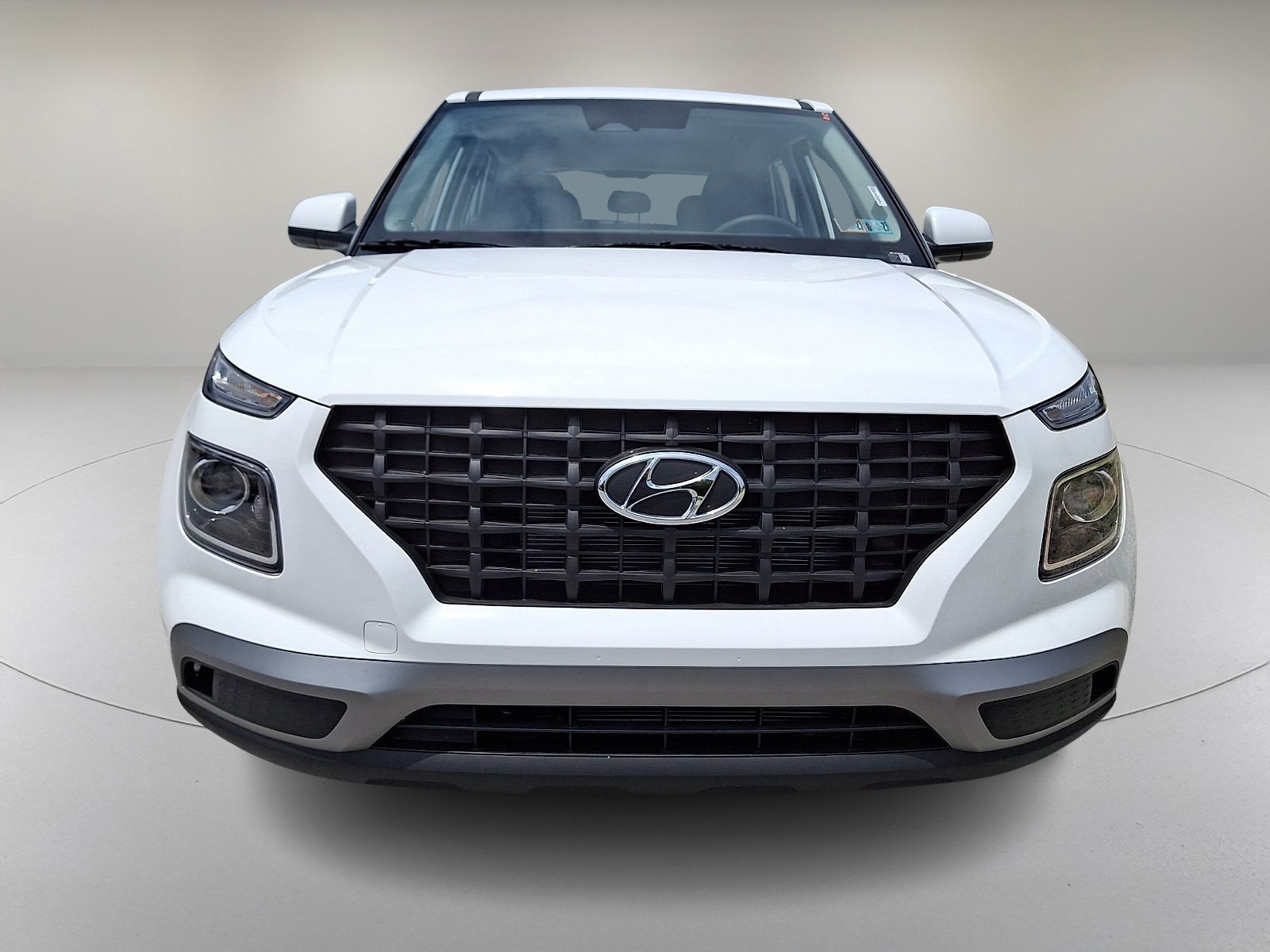 New 2026 Hyundai Venue SE FWD image 2