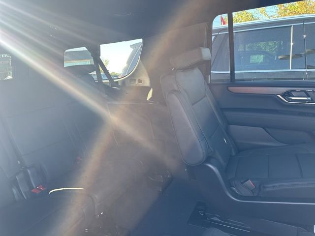 New 2026 GMC Yukon XL Denali w/ Denali Reserve Package image 26