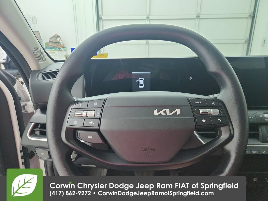 Used 2025 Kia K4 FWD image 21