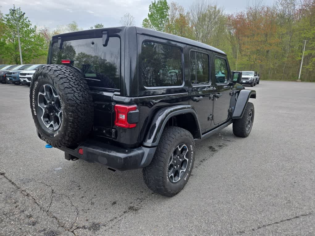 Used 2023 Jeep Wrangler Unlimited Rubicon 4xe w/ Steel Bumper Group AWD/4WD image 3
