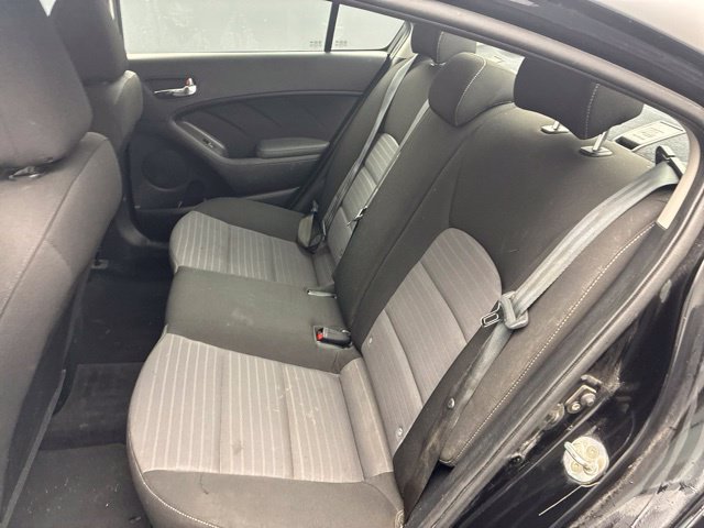 Used 2017 Kia Forte S FWD image 17
