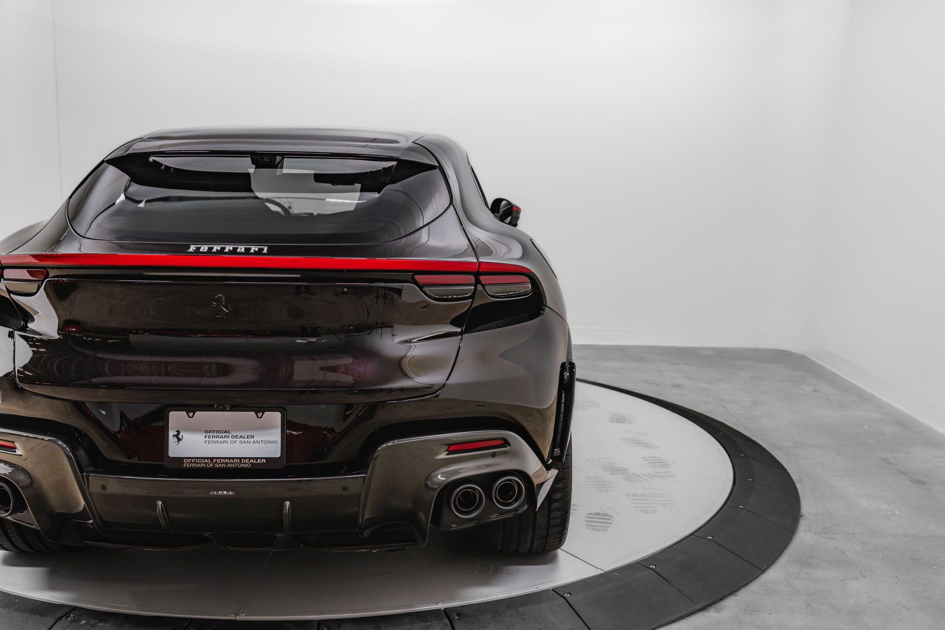 Certified 2024 Ferrari Purosangue AWD/4WD image 51