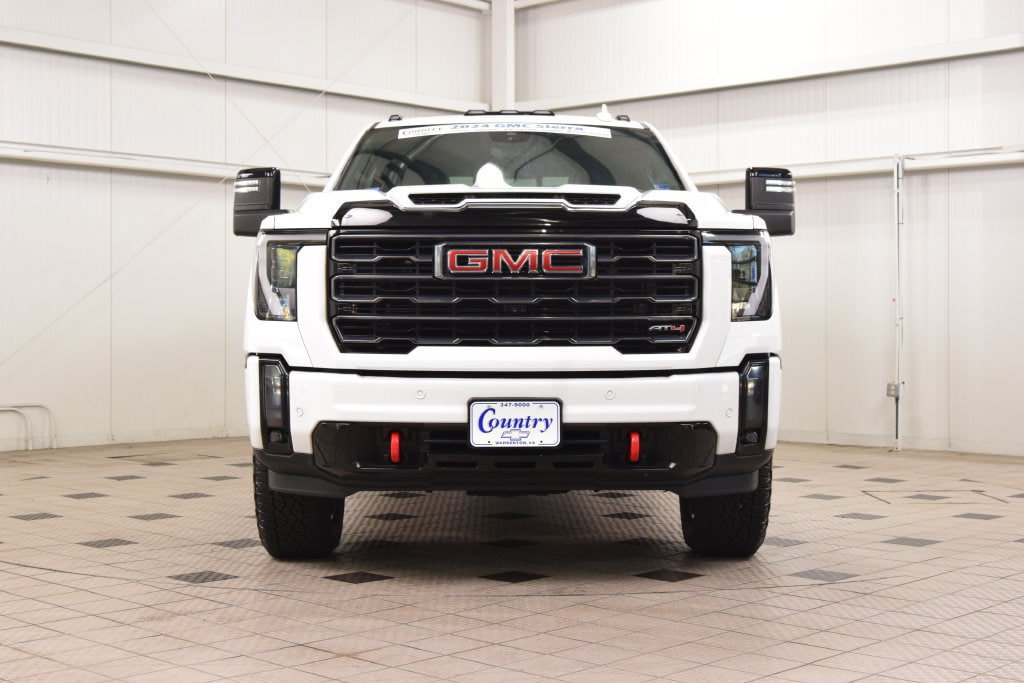 Used 2024 GMC Sierra 2500 AT4 w/ AT4 Premium Plus Package AWD/4WD image 2