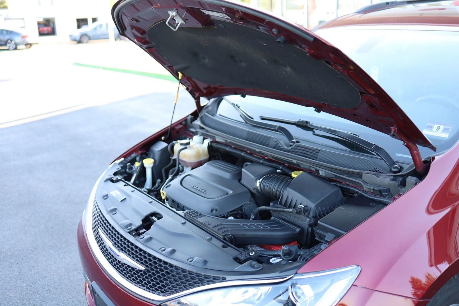 Used 2019 Chrysler Pacifica Limited FWD image 53