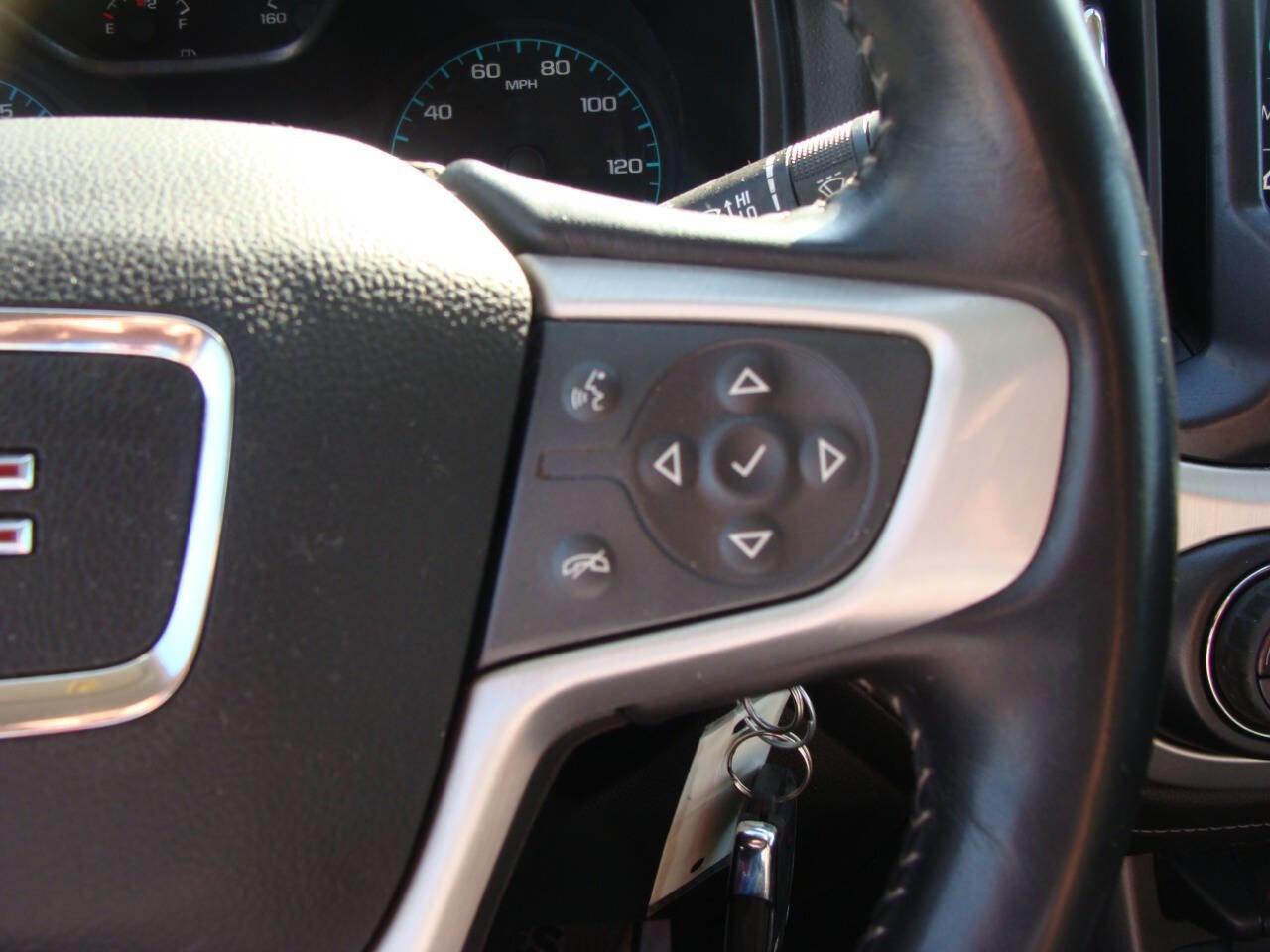 Used 2022 GMC Canyon Elevation image 15