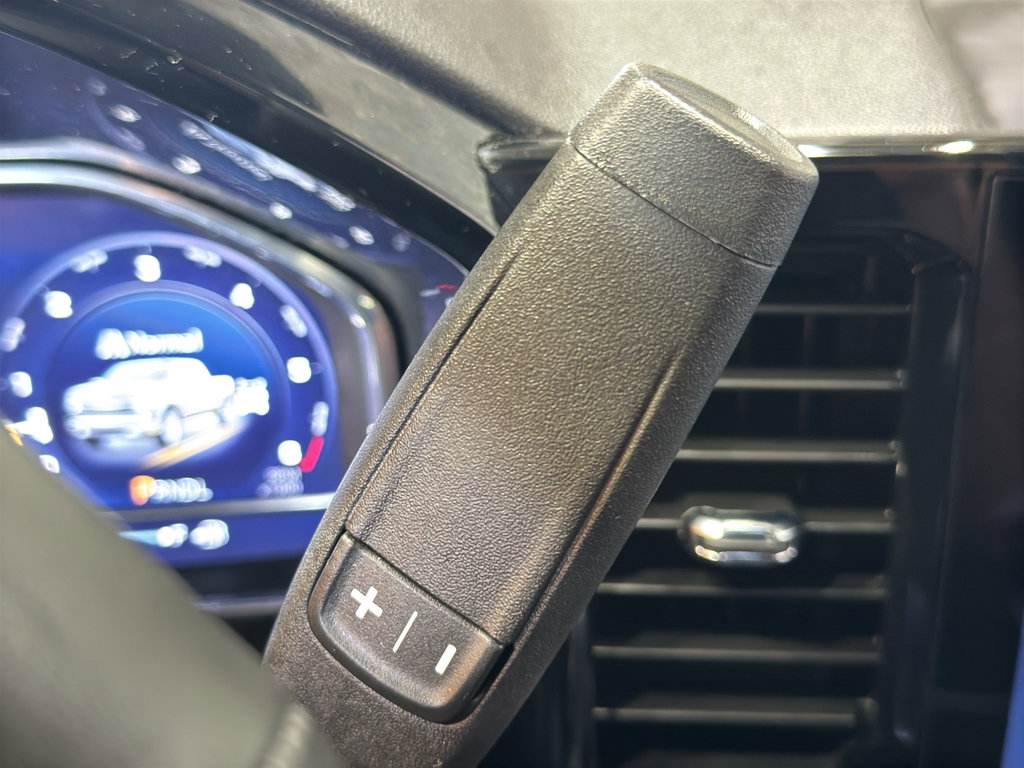 Used 2025 Chevrolet Silverado 1500 RST w/ Z71 Off-Road Package AWD/4WD image 27