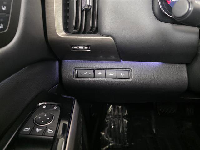 Used 2024 Nissan Pathfinder Platinum w/ Lighting Package (N93) image 46