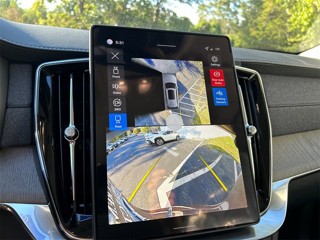 New 2026 Volvo XC90 B6 Ultra image 16