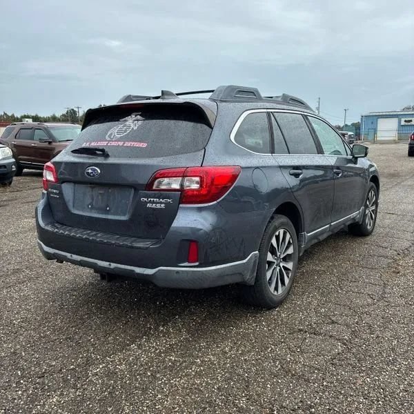 Used 2017 Subaru Outback 2.5i Limited AWD/4WD image 8