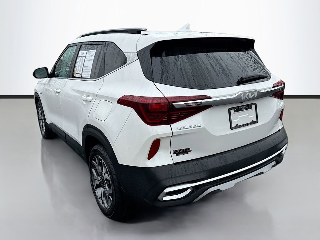 Used 2023 Kia Seltos EX image 5