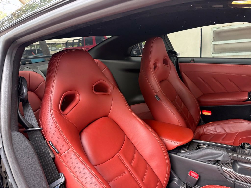 Used 2021 Nissan GT-R Premium AWD/4WD image 26