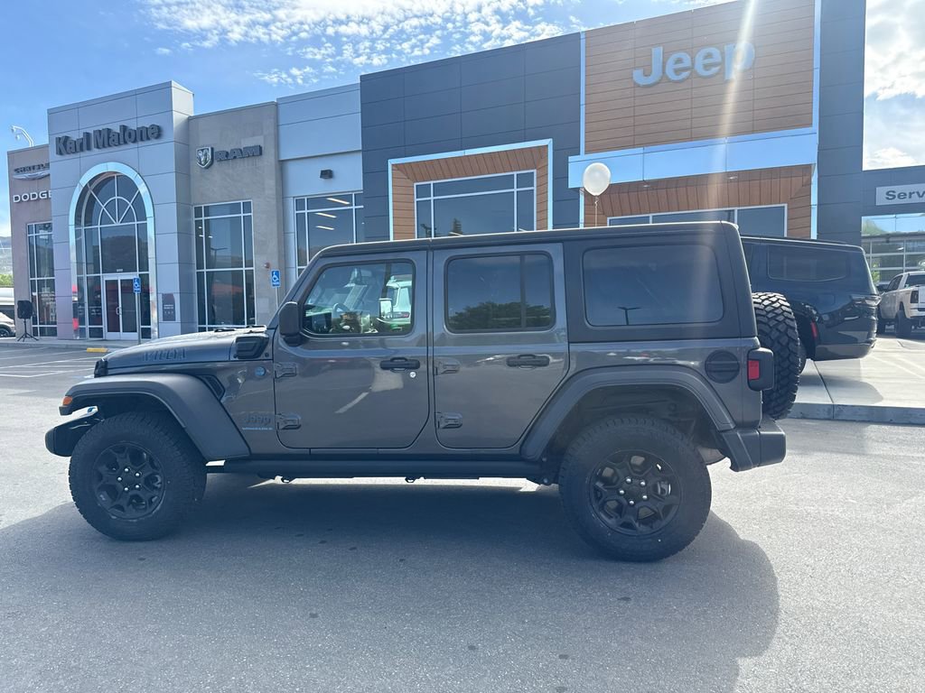 Used 2023 Jeep Wrangler Unlimited w/ Cold Weather Group AWD/4WD image 8