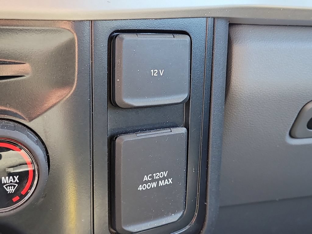 Certified 2025 Ford F250 XLT AWD/4WD image 23