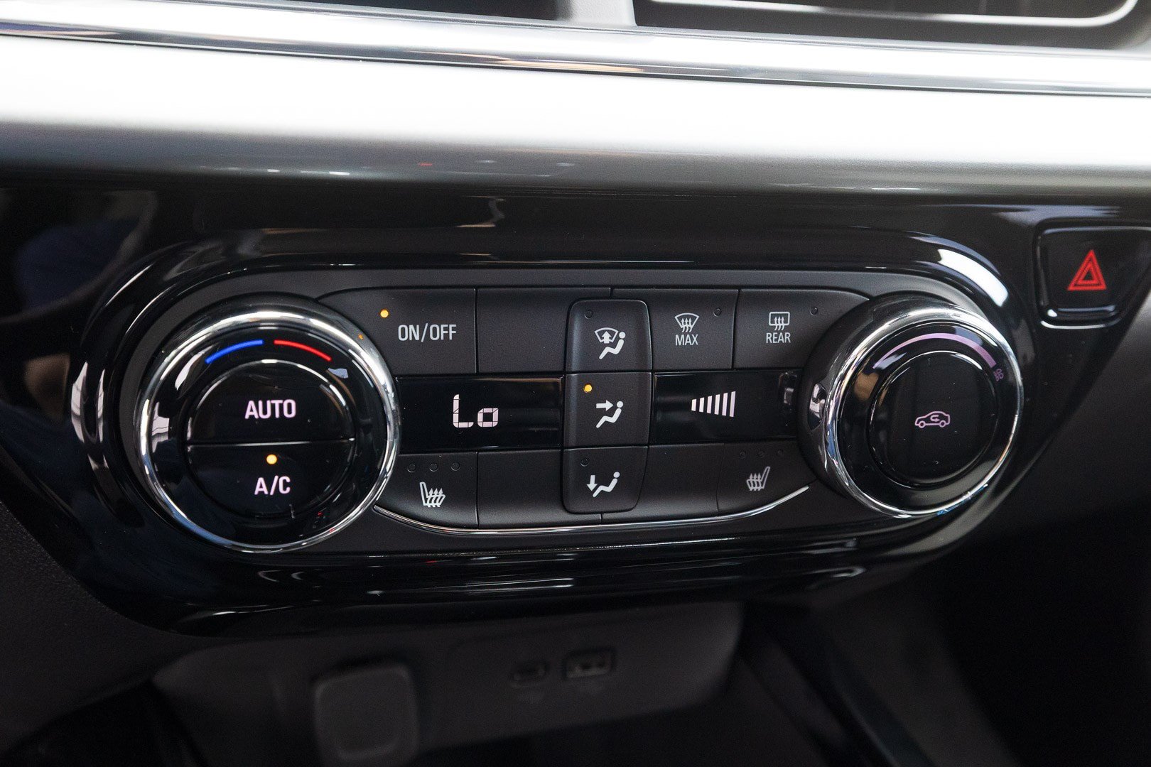 New 2026 Chevrolet Trax LT w/ Driver Confidence Package FWD image 58