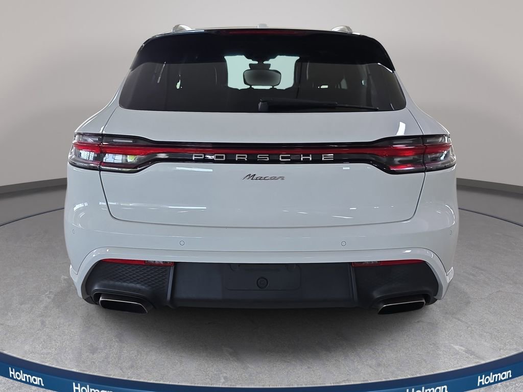Used 2022 Porsche Macan AWD/4WD image 8