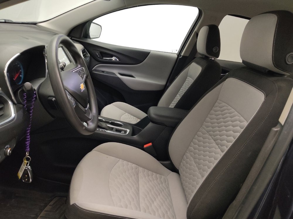 Used 2018 Chevrolet Equinox LS w/ LPO, Cargo Package AWD/4WD image 17