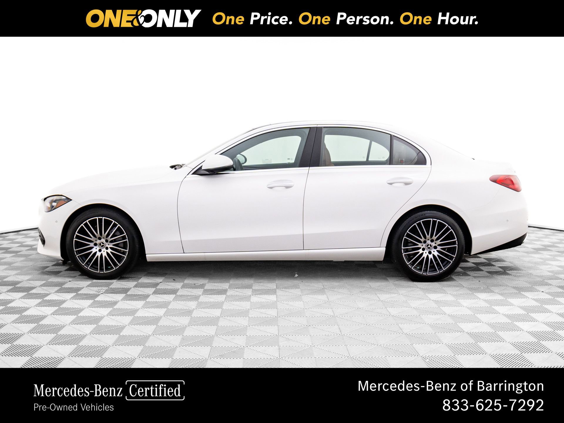 Used 2023 Mercedes-Benz C 300 4MATIC Sedan image 2