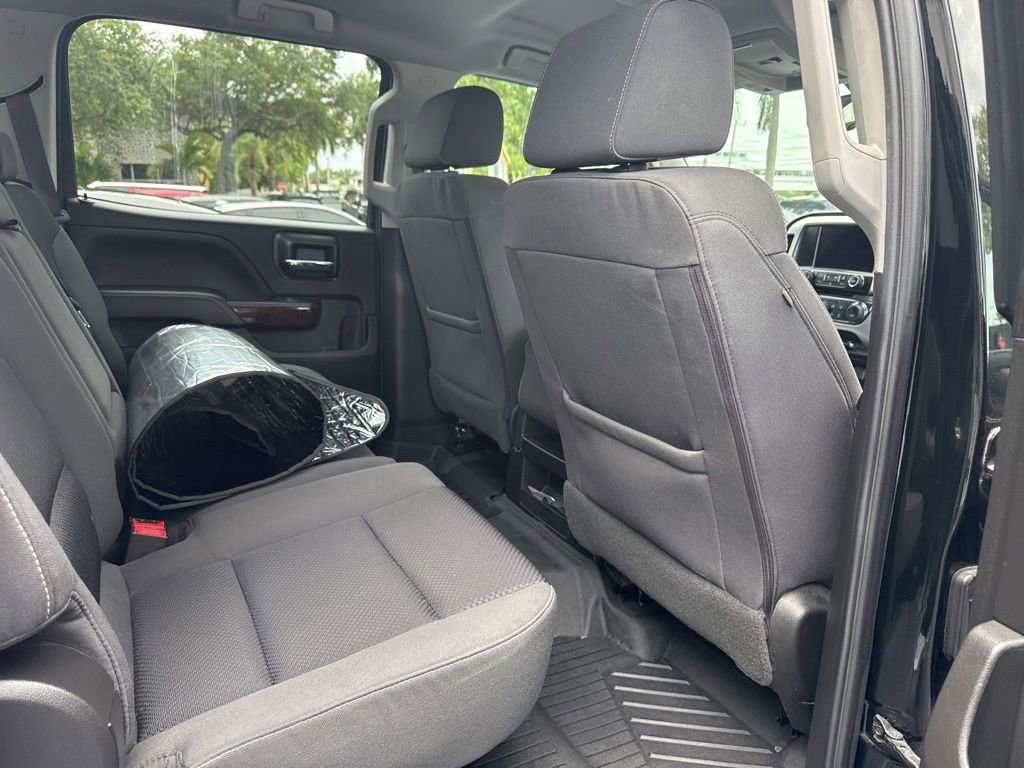 Used 2017 GMC Sierra 2500 SLE w/ HD SLE Preferred Plus Package AWD/4WD image 5