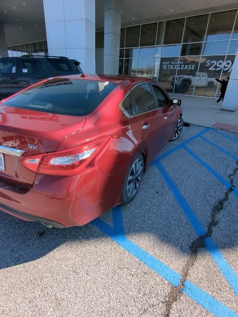 Used 2017 Nissan Altima 2.5 SV image 6