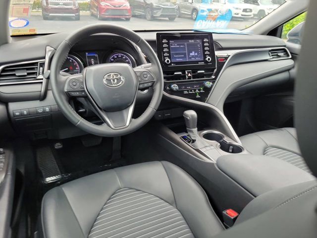 Used 2023 Toyota Camry SE w/ Convenience Package image 10