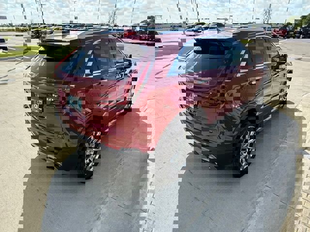 Used 2019 Cadillac XT4 Premium Luxury image 3