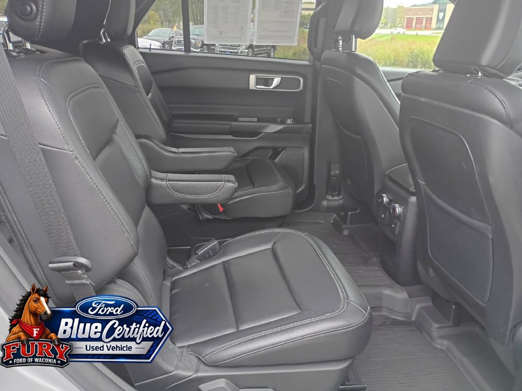 Used 2020 Ford Explorer XLT w/ Equipment Group 202A AWD/4WD image 21