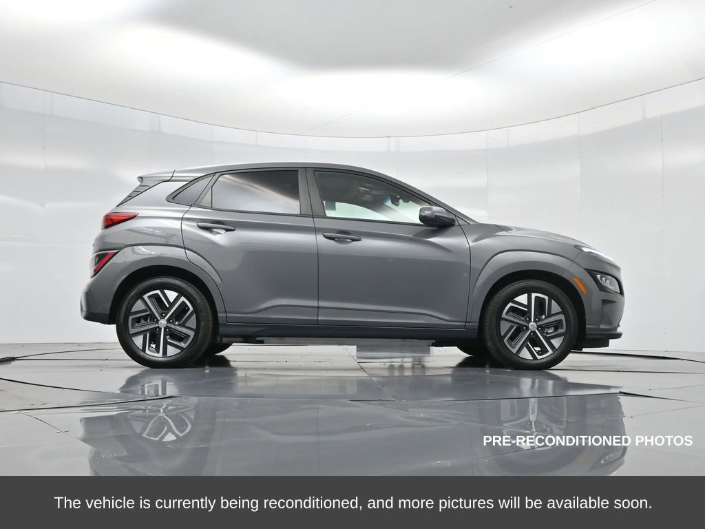 Used 2023 Hyundai Kona Limited image 45