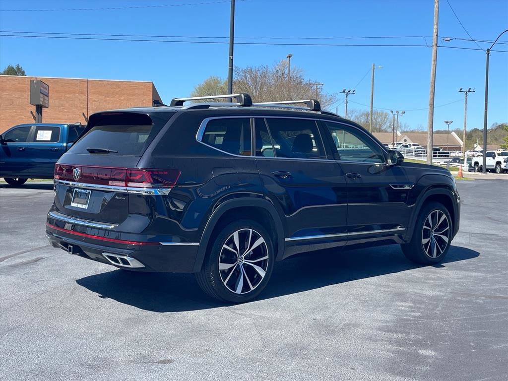 Used 2024 Volkswagen Atlas SEL Premium R-Line image 7