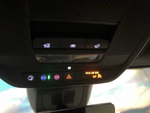 Used 2025 Chevrolet Equinox ACTIV w/ Safety and Technology Package image 44