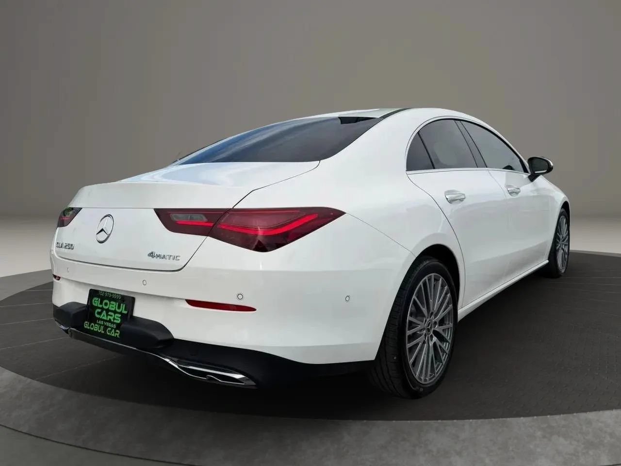 Used 2024 Mercedes-Benz CLA 250 4MATIC image 5