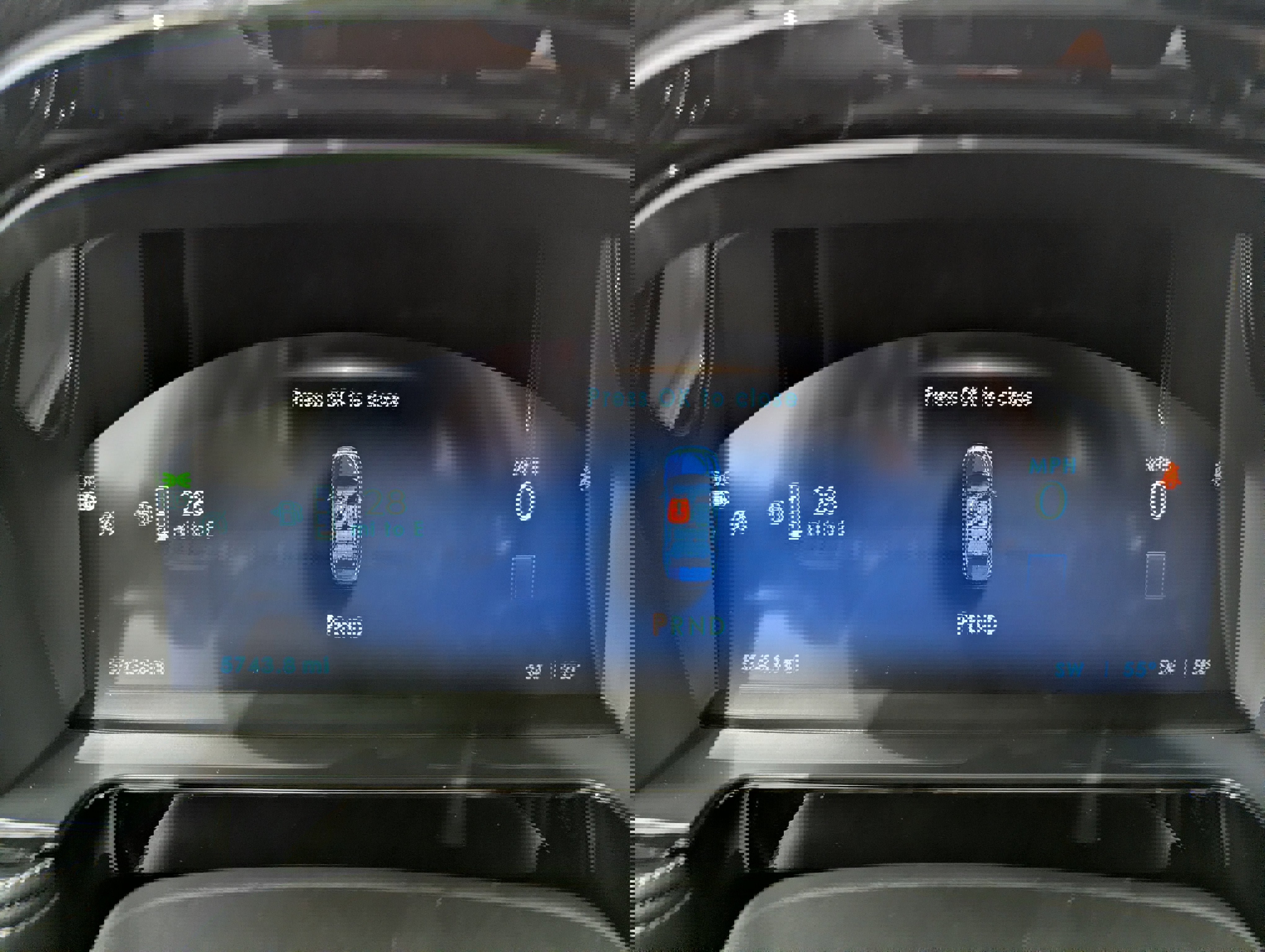 Used 2025 Lincoln Corsair AWD w/ Equipment Group 101A image 16