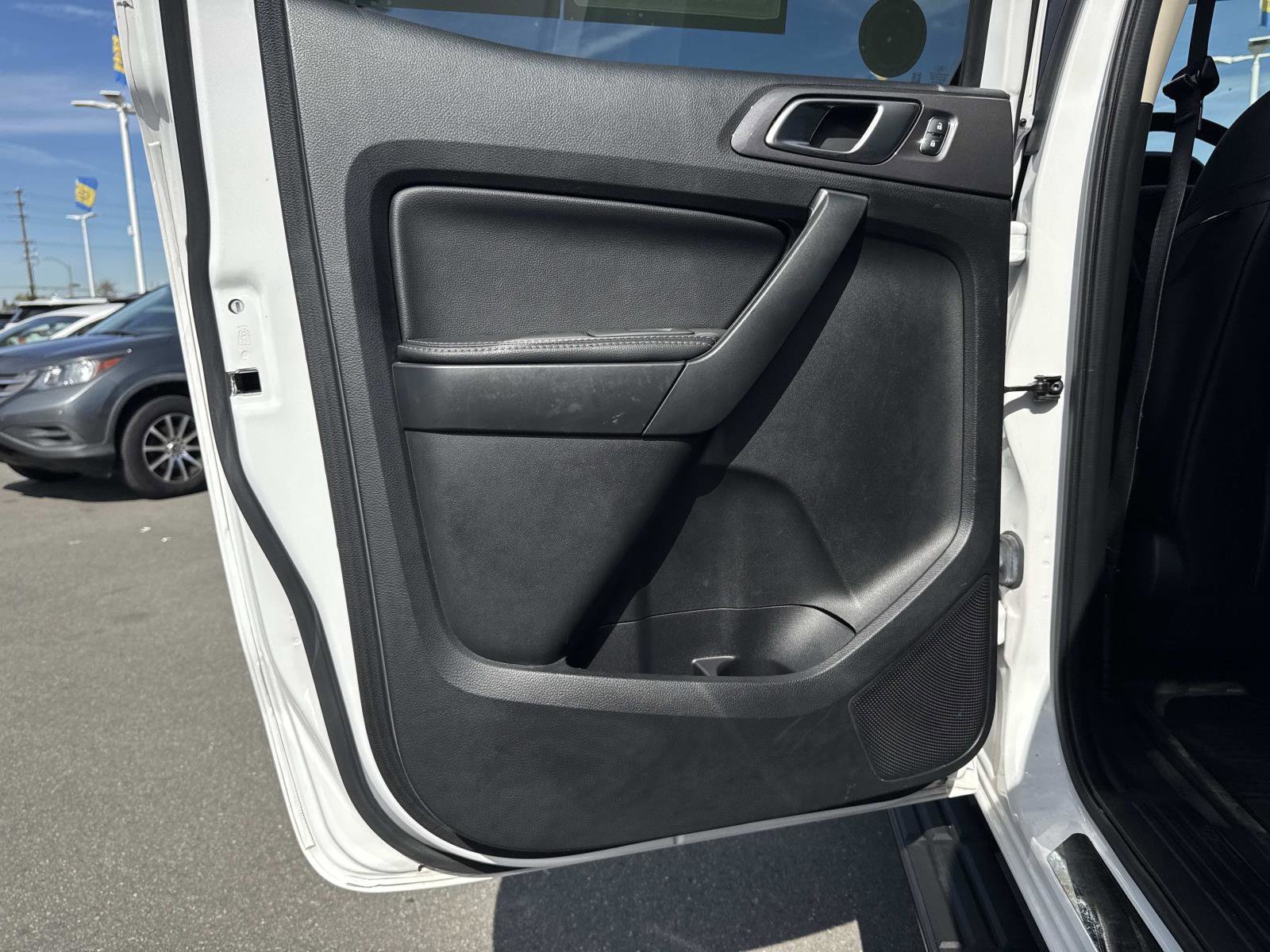 Used 2019 Ford Ranger Lariat w/ Black Appearance Package image 24