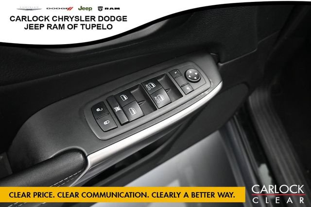 Used 2021 Jeep Cherokee Latitude FWD image 15