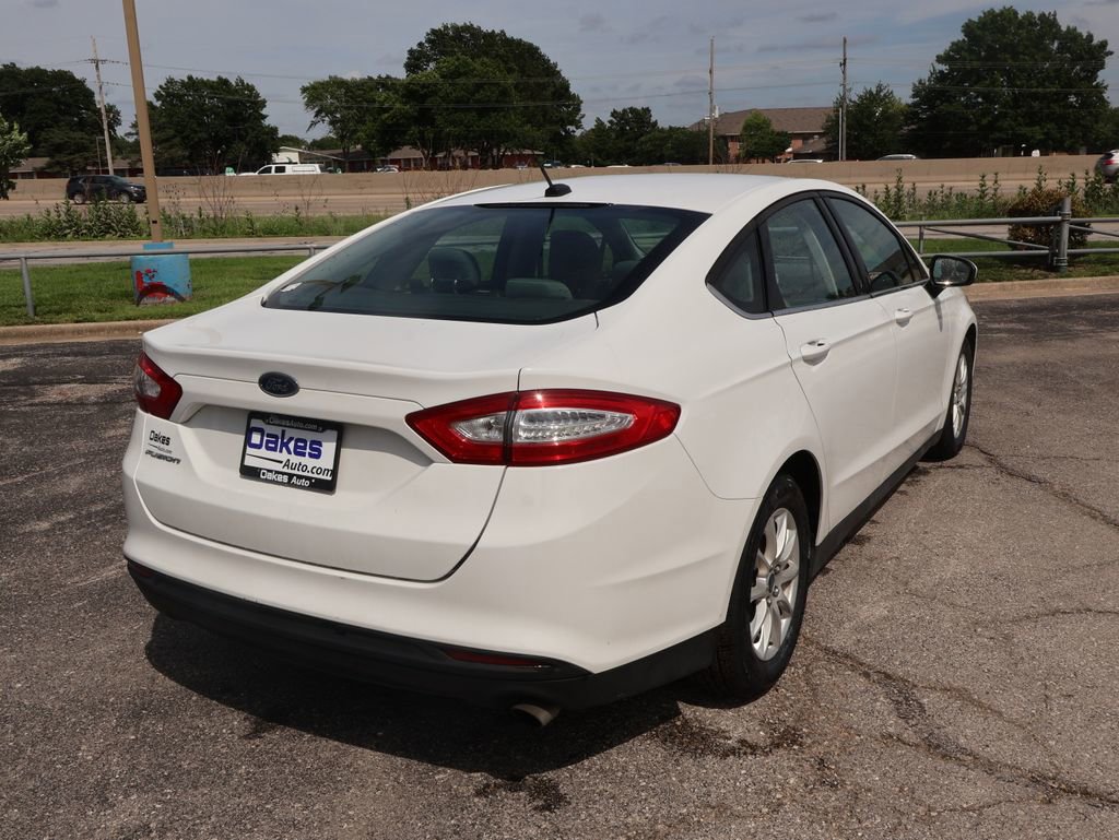 Used 2016 Ford Fusion S FWD image 40