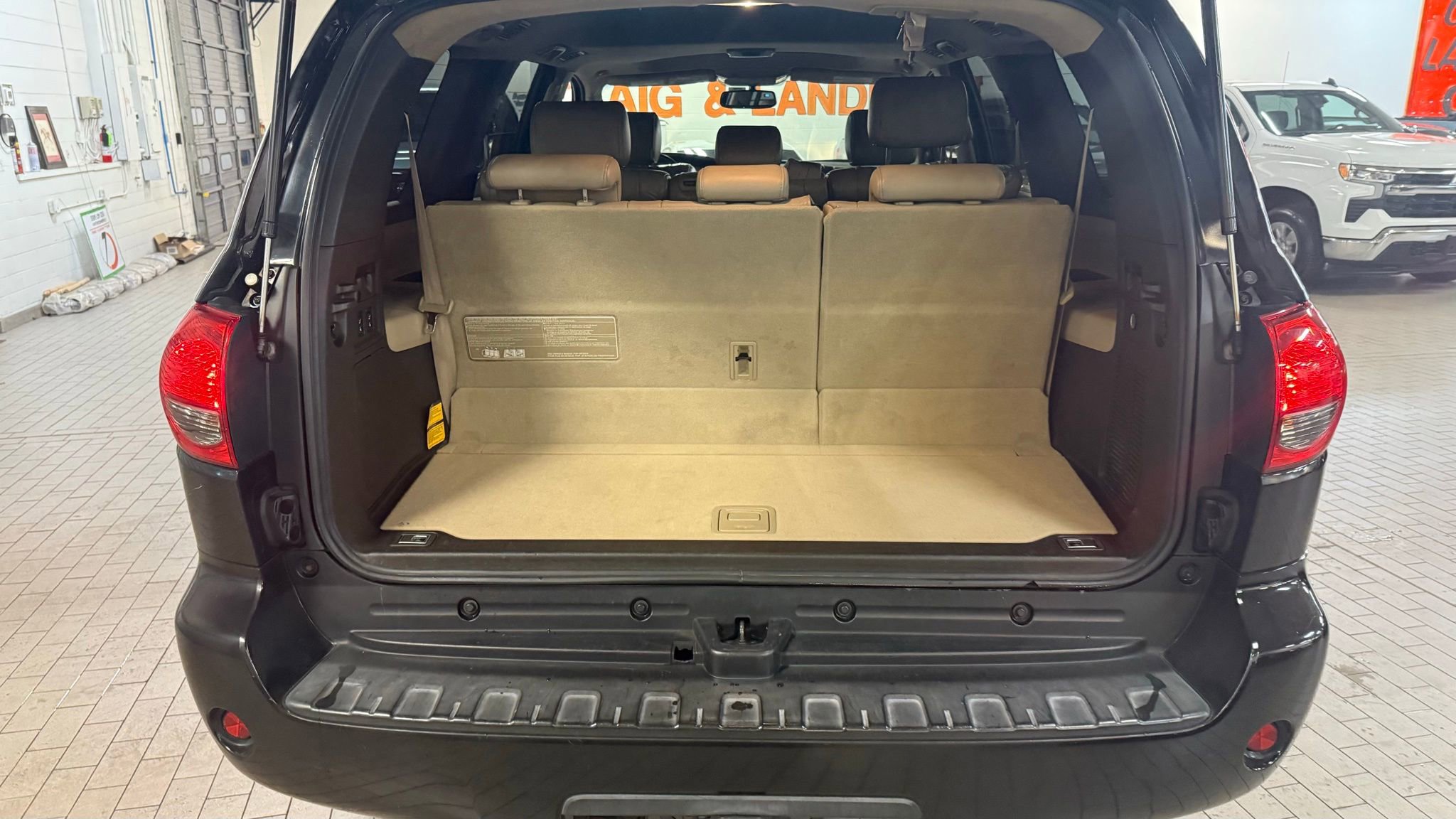 Used 2008 Toyota Sequoia SR5 image 17