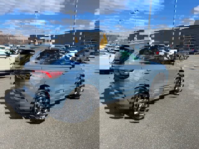 Certified 2024 Ford Escape ST-Line Select image 5