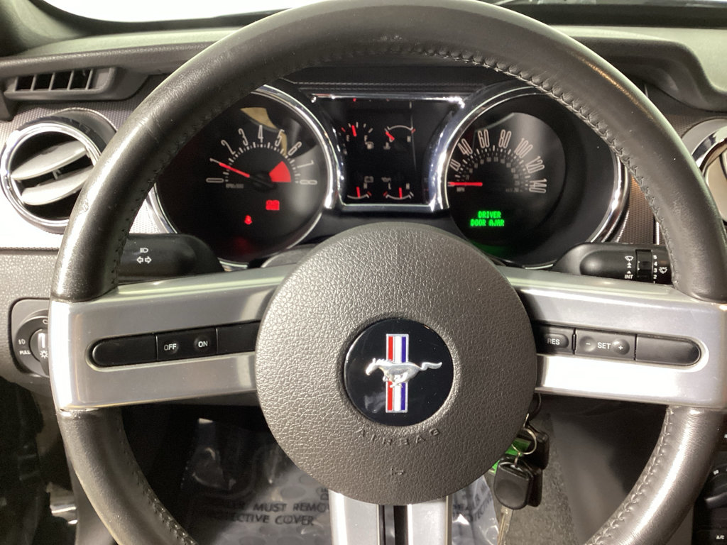 Used 2006 Ford Mustang GT RWD image 20