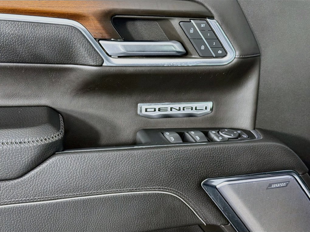 Used 2024 GMC Sierra 1500 Denali w/ Technology Package AWD/4WD image 23