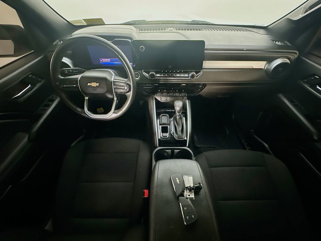 Used 2024 Chevrolet Colorado LT w/ LT Convenience Package II image 7