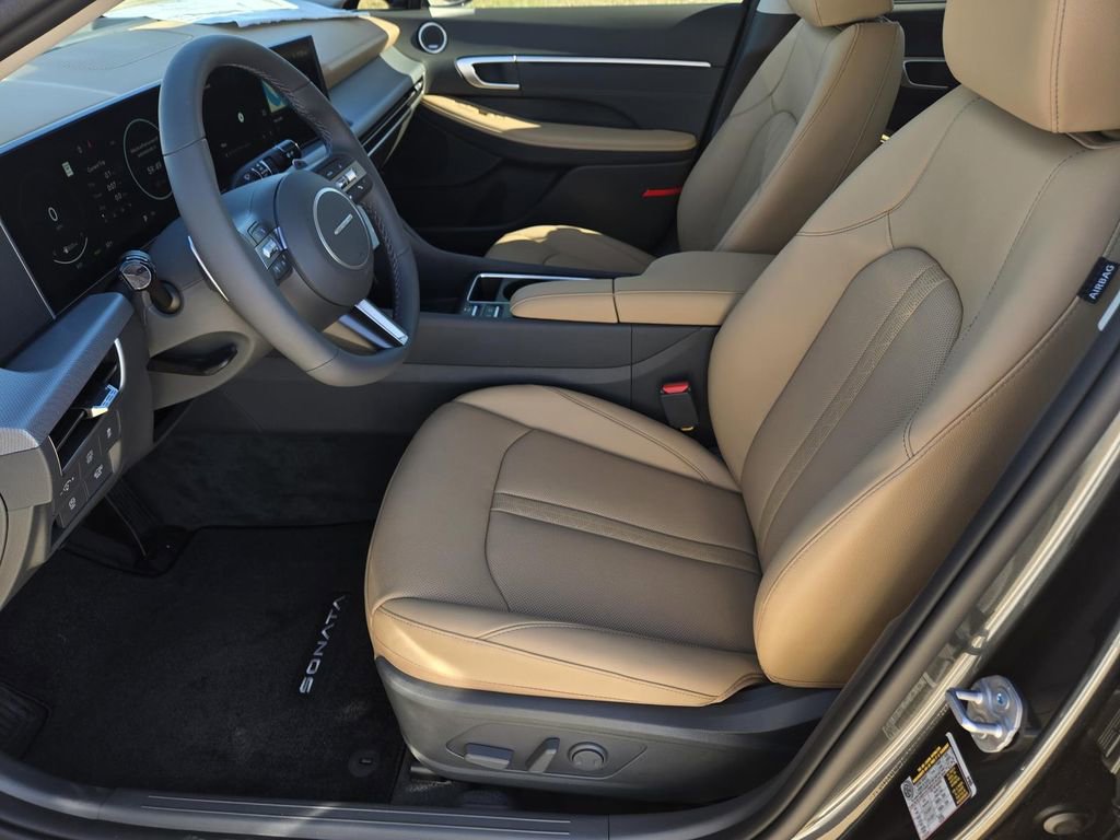 New 2026 Hyundai Sonata Limited image 14