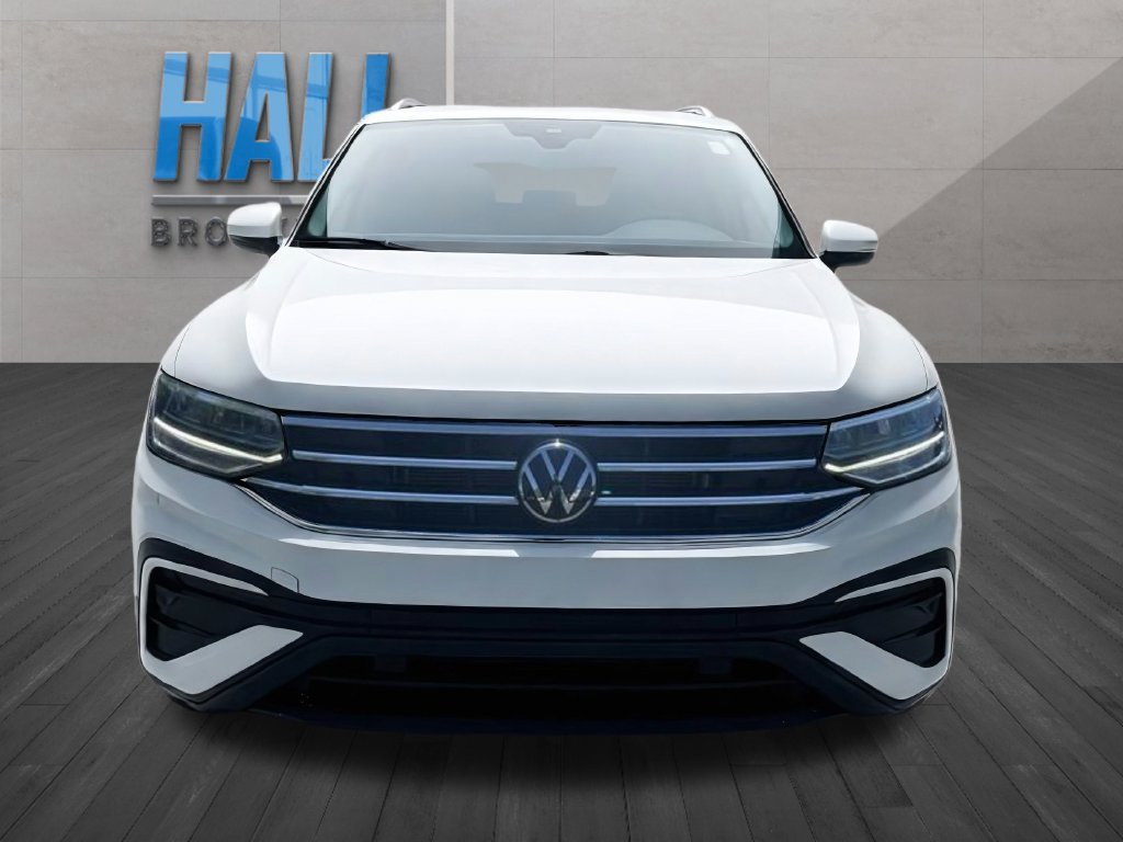 Certified 2024 Volkswagen Tiguan SE AWD/4WD image 4
