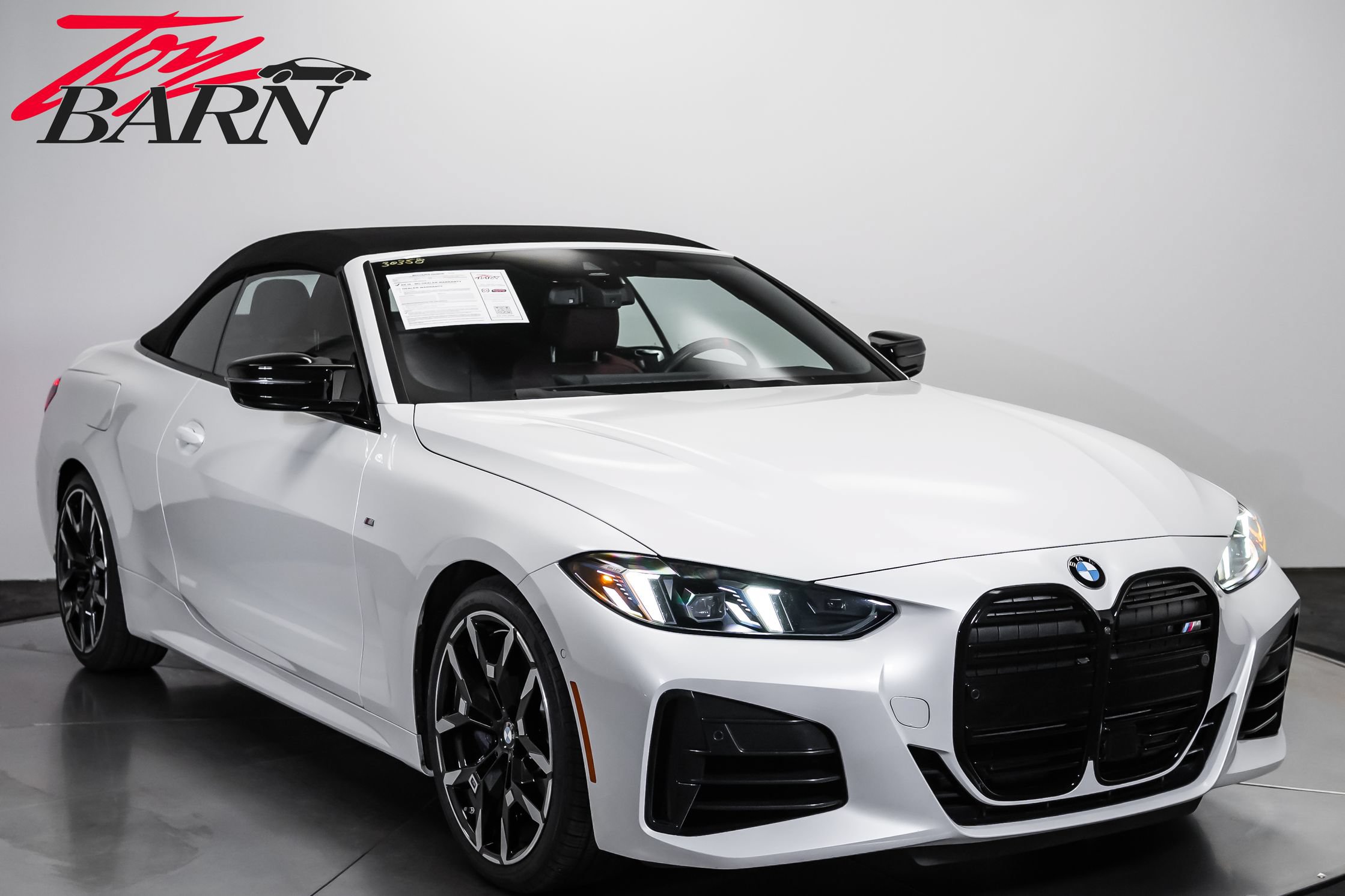 Used 2025 BMW M440i Convertible RWD image 15