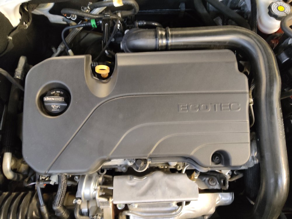 Used 2021 Chevrolet Malibu LT FWD image 30