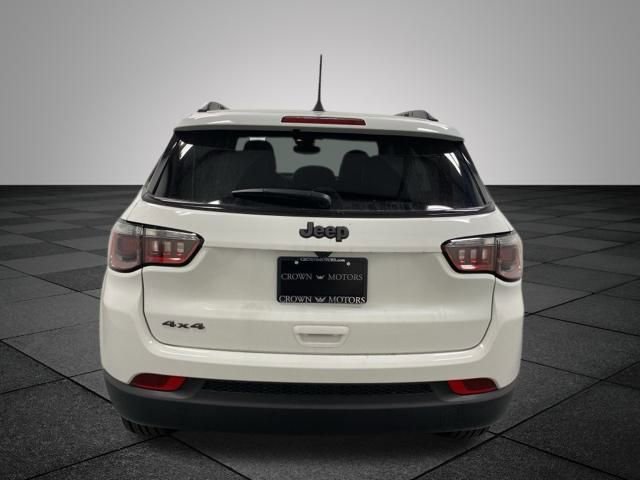 Used 2026 Jeep Compass Latitude image 5